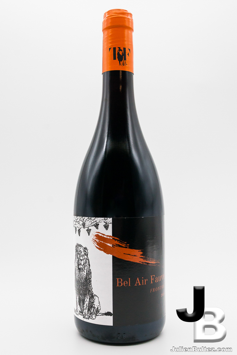 Bel Air Fauve Bel Air Fauve, vin rouge année 2020.
-------------------------------------------------------------
Besoins de photos professionnelles pour votre site ?
Je suis disponible pour réaliser les photos de vos produit !
Julien Bultez Production, votre photographe corporate, à Castelsarrasin dans le Tarn-et-Garonne (82).
Tarifs et informations :
🌐 www.JulienBultez.com
📞 07 49 69 71 66
📨 Contact@JulienBultez.com Copyright : Julien Bultez Prod.