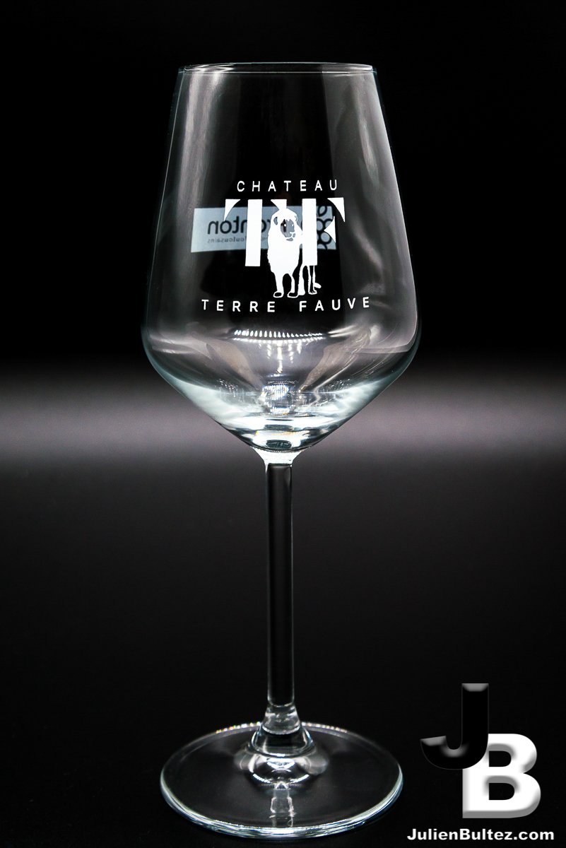 Verre à vin -------------------------------------------------------------
Besoins de photos professionnelles pour votre site ?
Je suis disponible pour réaliser les photos de vos produit !
Julien Bultez Production, votre photographe corporate, à Castelsarrasin dans le Tarn-et-Garonne (82).
Tarifs et informations :
🌐 www.packshot.JulienBultez.com
📞 07 49 69 71 66
📨 Contact@JulienBultez.com Copyright : Julien Bultez Prod.